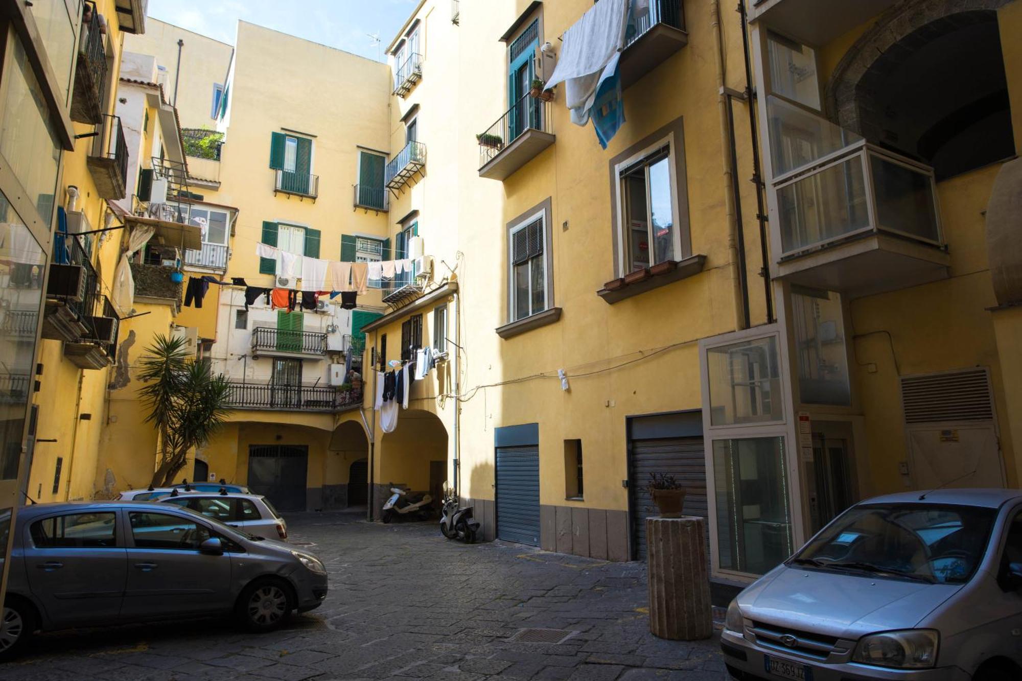 Palazzo 15 Napoli Bed & Breakfast Екстериор снимка