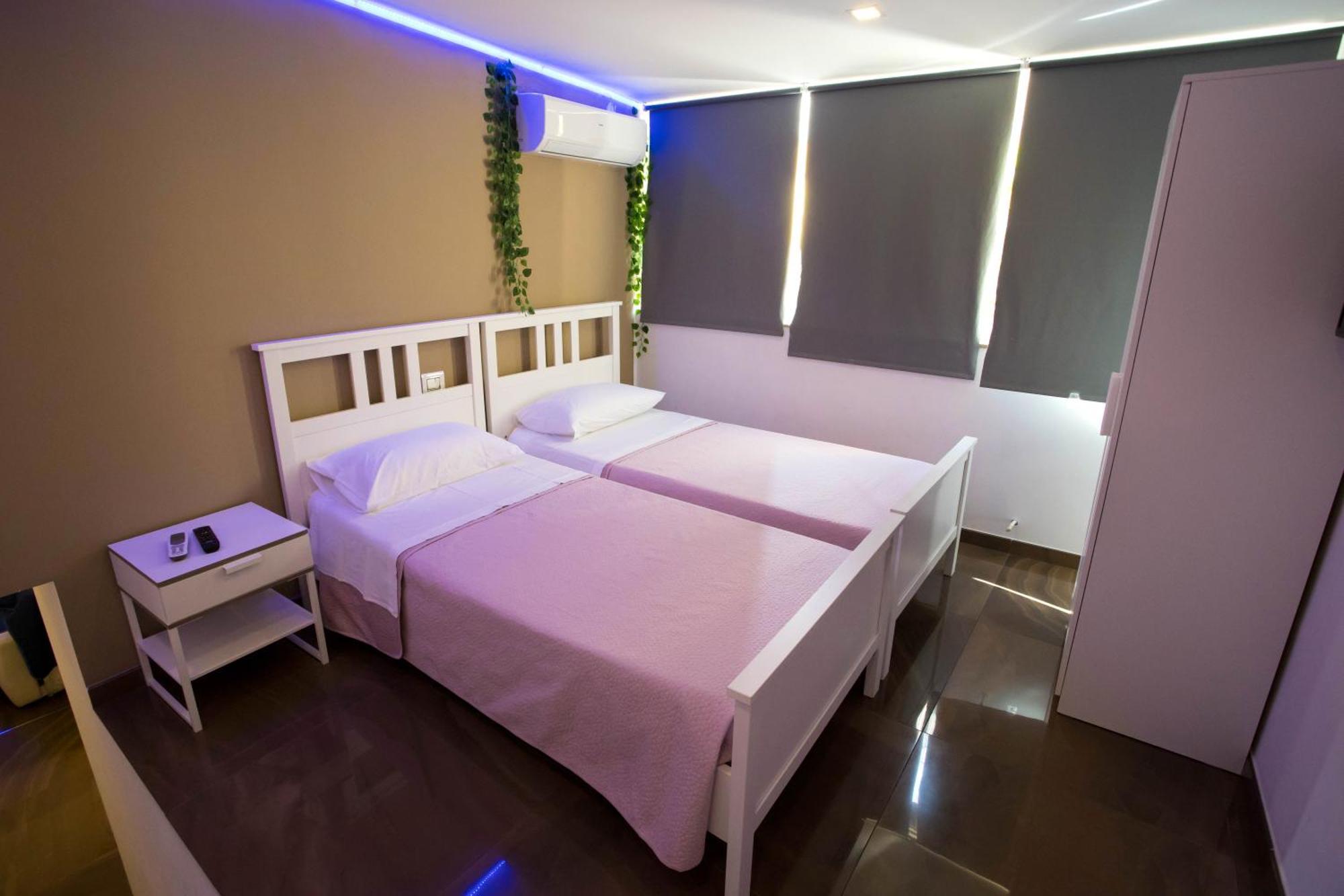 Palazzo 15 Napoli Bed & Breakfast Екстериор снимка