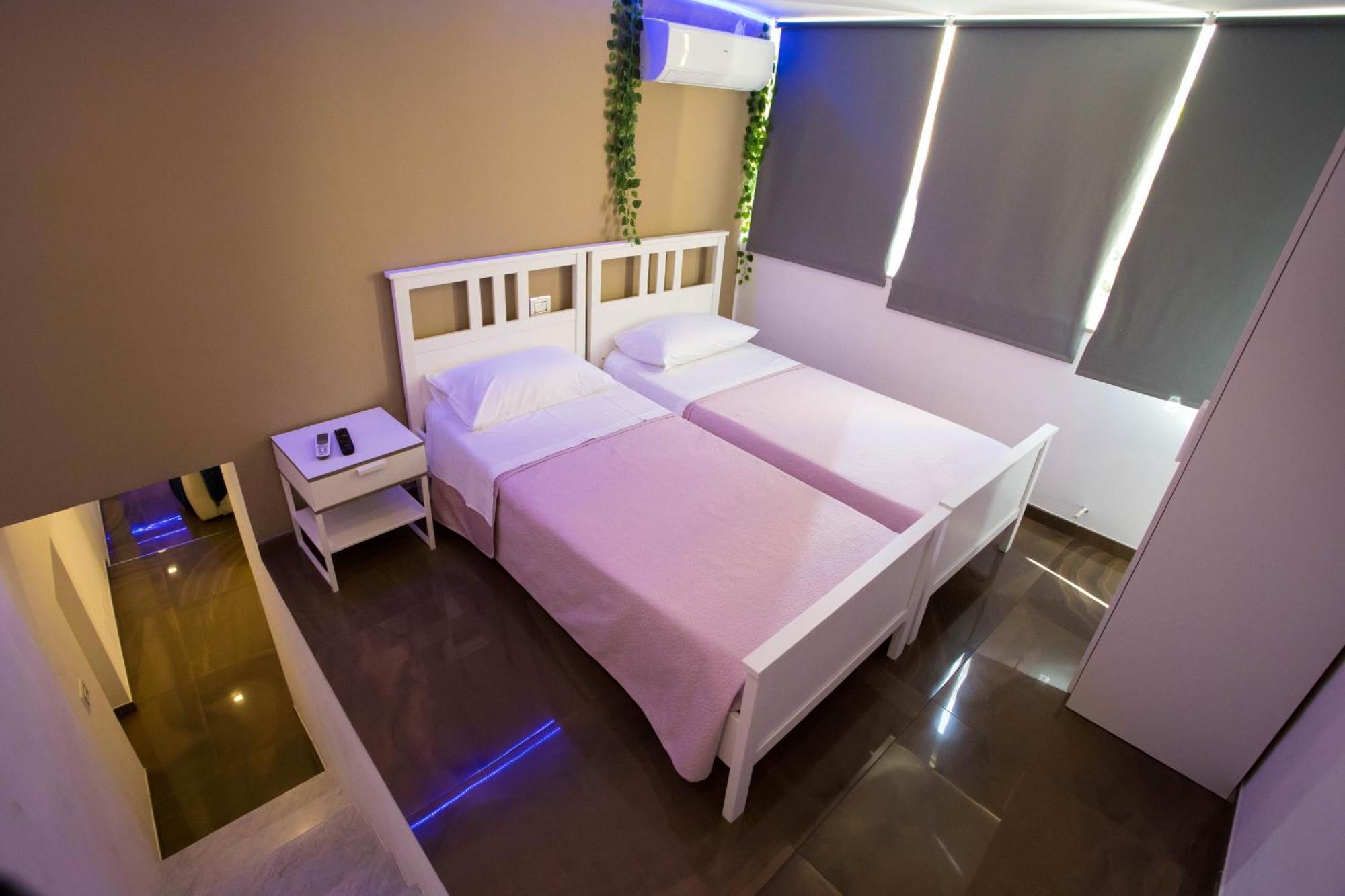 Palazzo 15 Napoli Bed & Breakfast Екстериор снимка