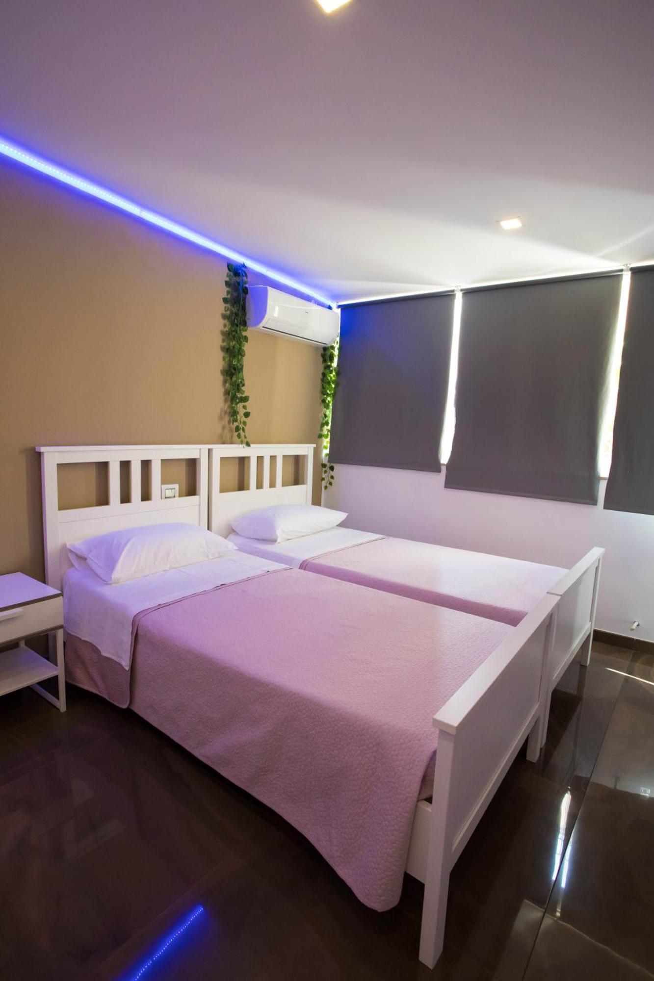 Palazzo 15 Napoli Bed & Breakfast Екстериор снимка