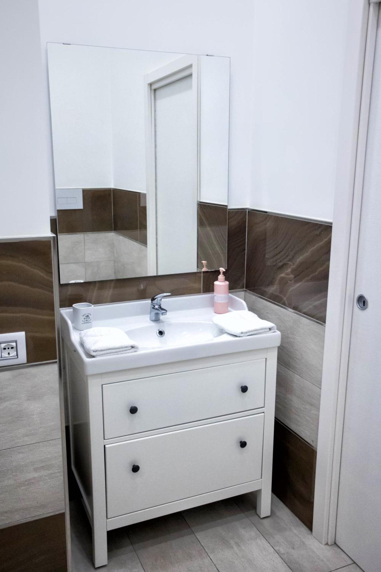 Palazzo 15 Napoli Bed & Breakfast Екстериор снимка