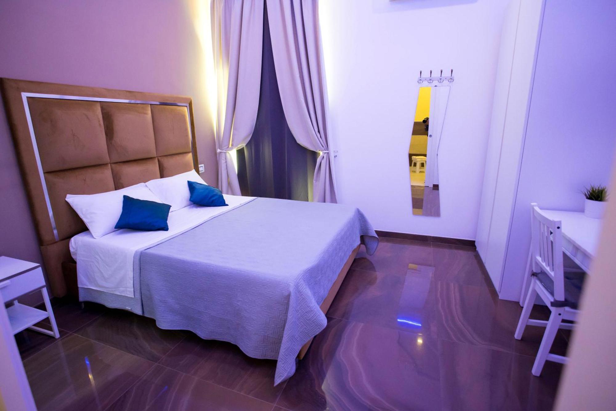 Palazzo 15 Napoli Bed & Breakfast Екстериор снимка