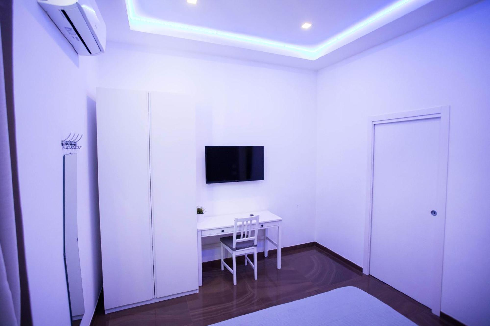 Palazzo 15 Napoli Bed & Breakfast Екстериор снимка