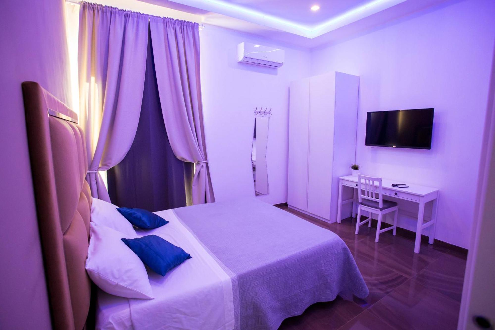 Palazzo 15 Napoli Bed & Breakfast Екстериор снимка