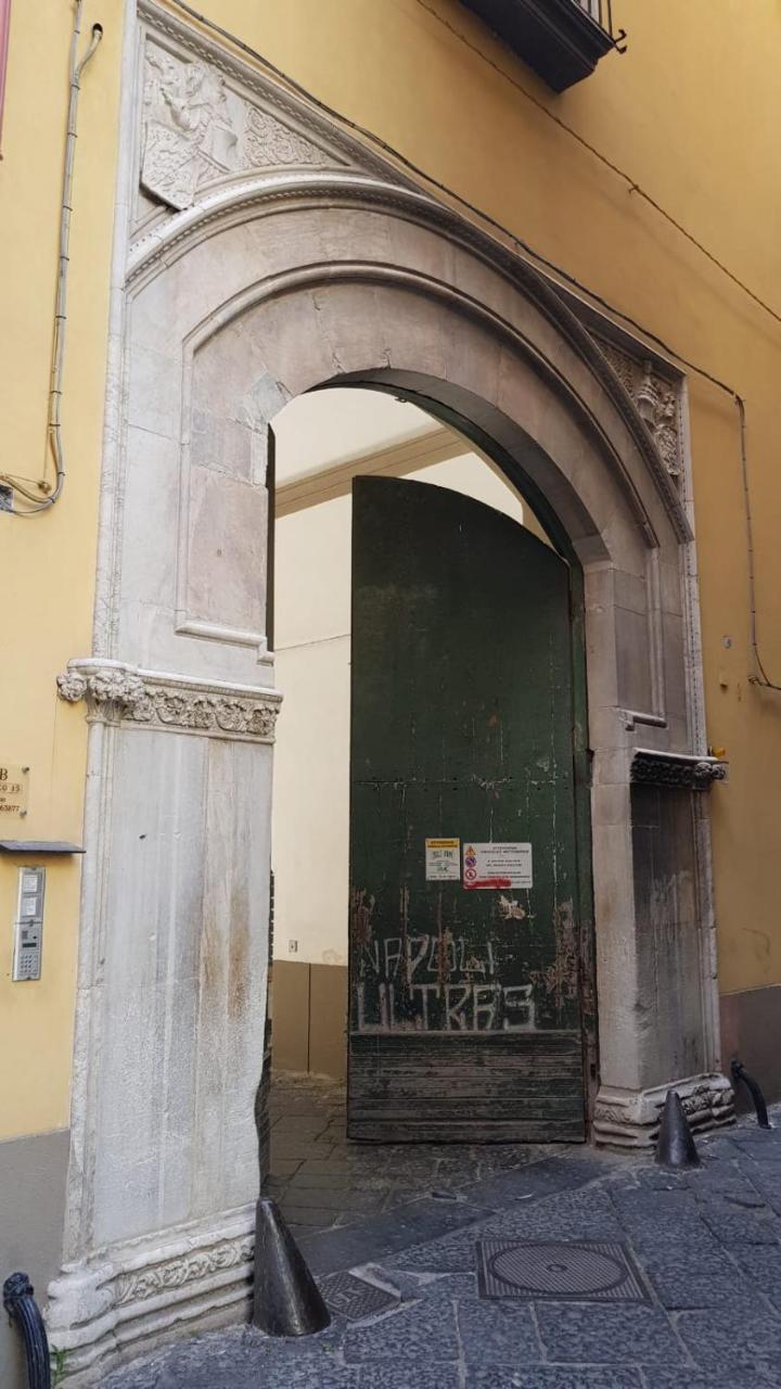 Palazzo 15 Napoli Bed & Breakfast Екстериор снимка